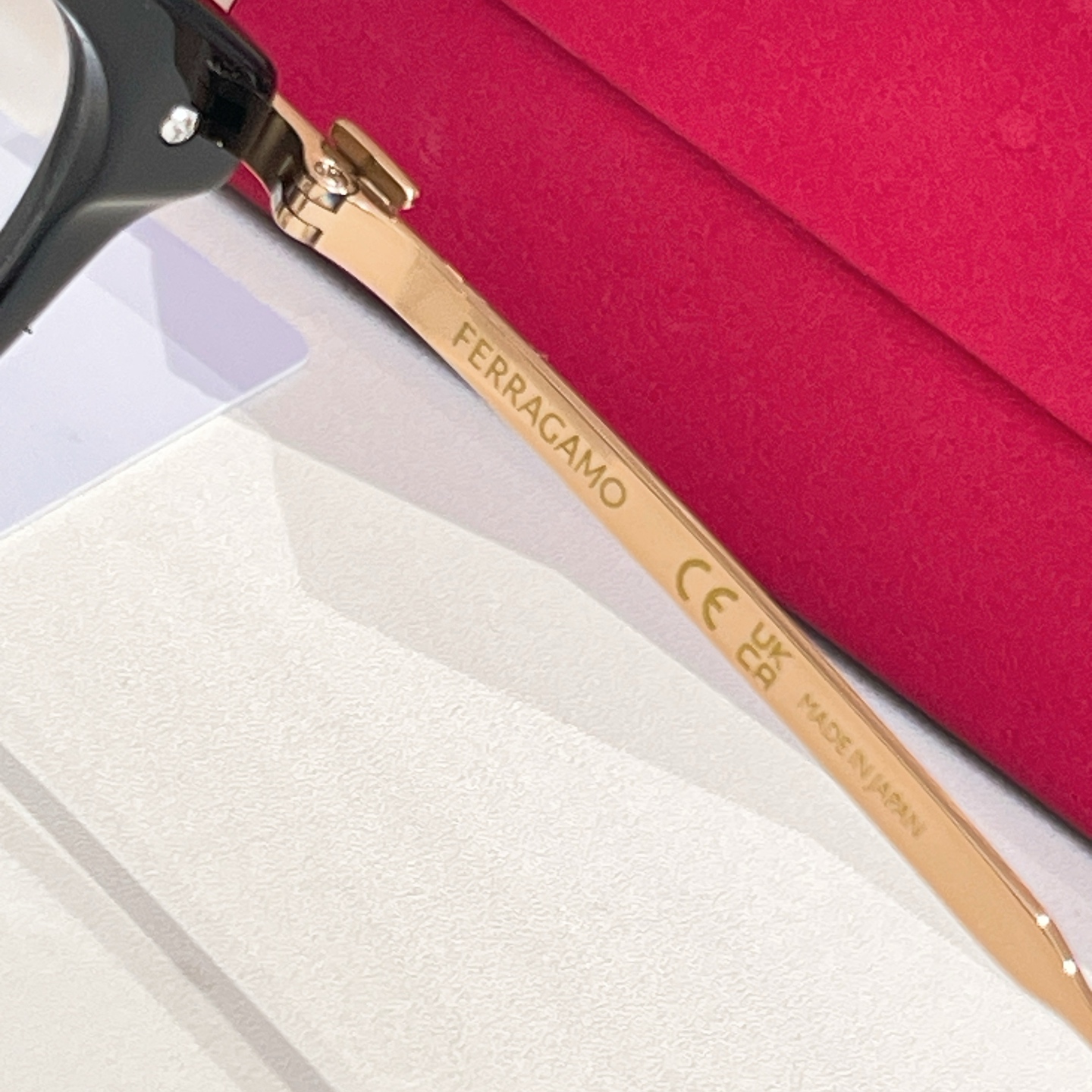 Salvatore ferragam* 菲*拉格慕 💚💚MODEL：SF3018LB 💚💚💚SIZE：5