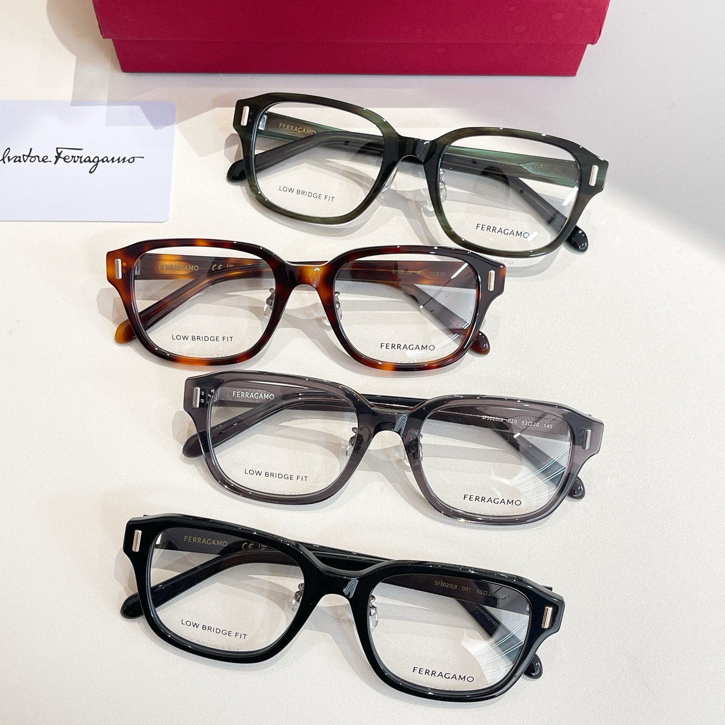 Salvatore ferragam* 菲*拉格慕 💚💚MODEL：SF3020LB 💚💚💚SIZE：5