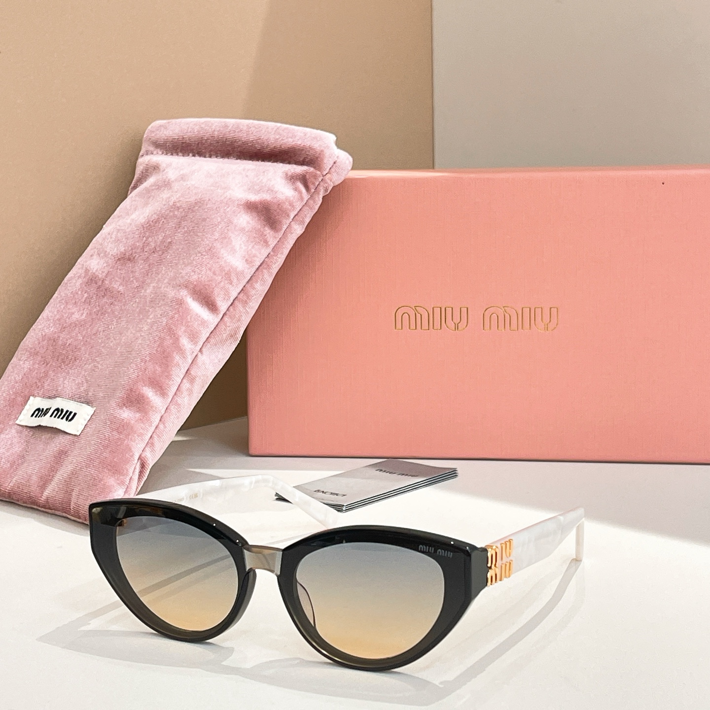 MIU MI*🎀🎀🎀MODEL：MU 151AV🎀🎀🎀SIZE：52口21-138🎀🎀🎀