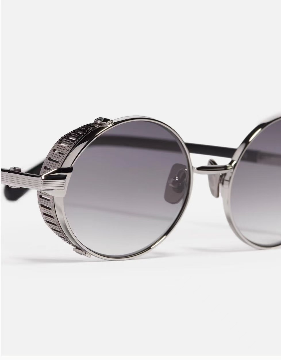 John Daila🌟🌟🌟MODEL: STEVE🌟🌟🌟SIZE: 51口22-145🌟🌟🌟配送盒子～～