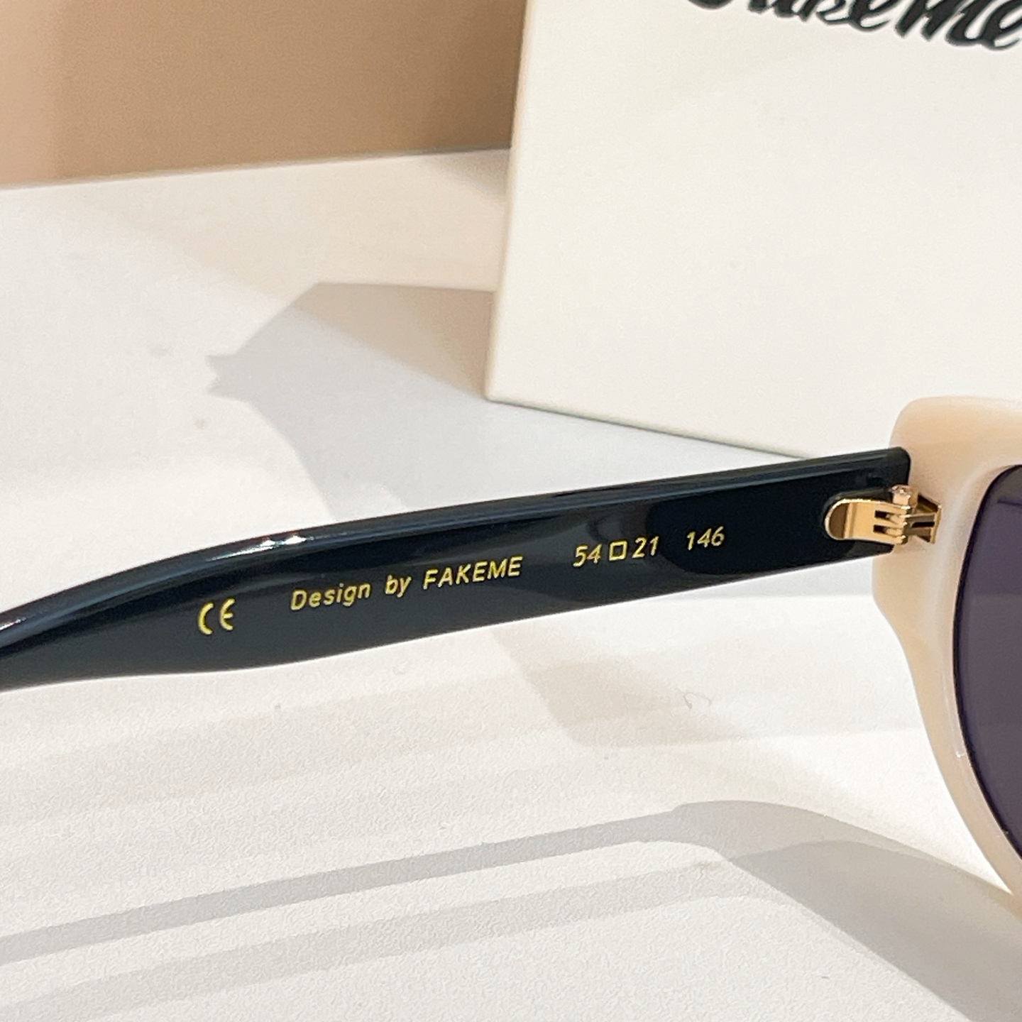 FAKEME⚜️⚜️⚜️MODEL: redzone.bsv⚜️⚜️⚜️SIZE:54口21-146⚜️