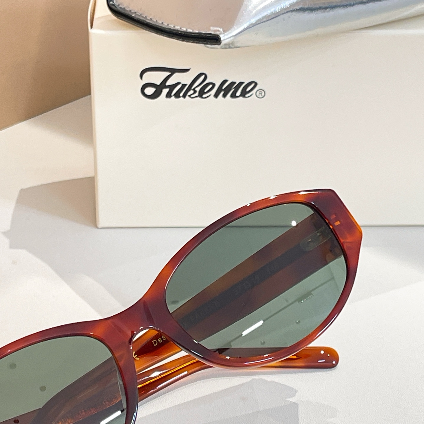 FAKEME⚜️⚜️⚜️MODEL: reckon.rar⚜️⚜️⚜️SIZE:57口19-145⚜️⚜