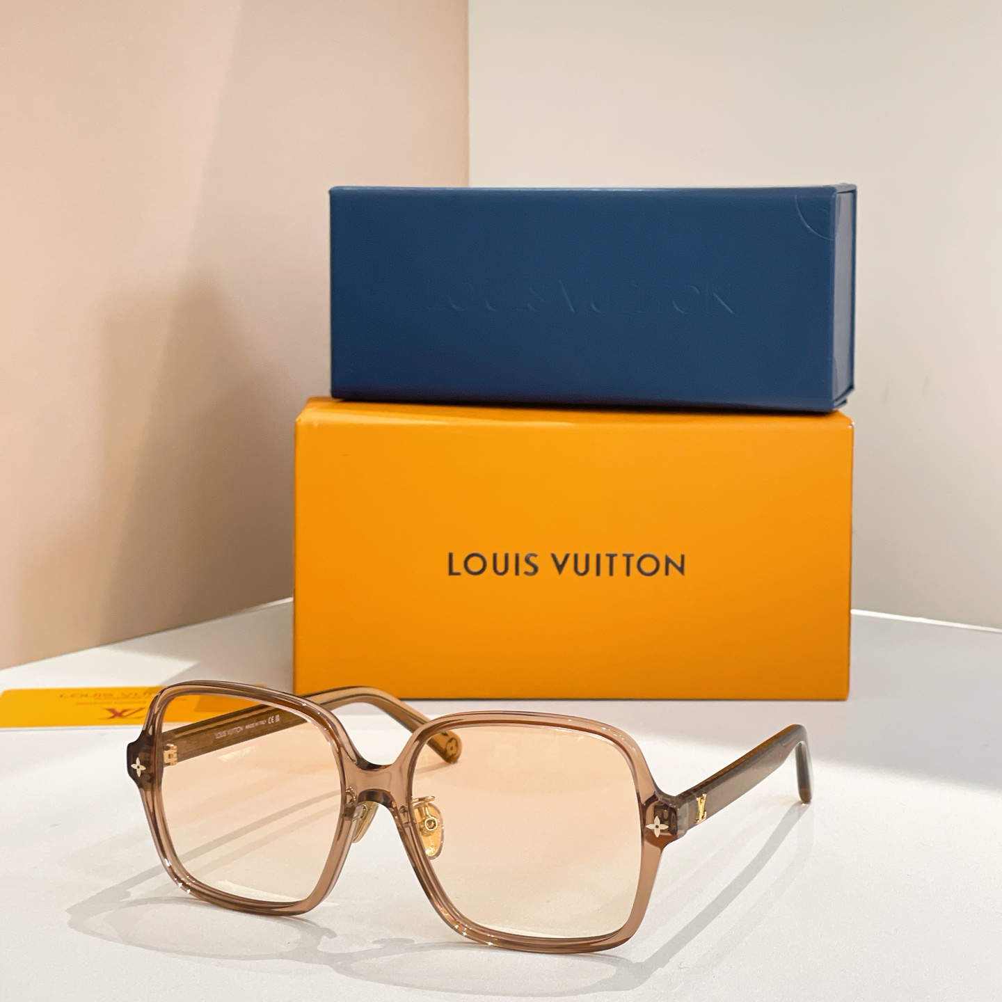 LOUIS VUITTON✨✨✨MODEL：Z3044E✨✨✨ SIZE：56口16-145✨✨钟楚曦同