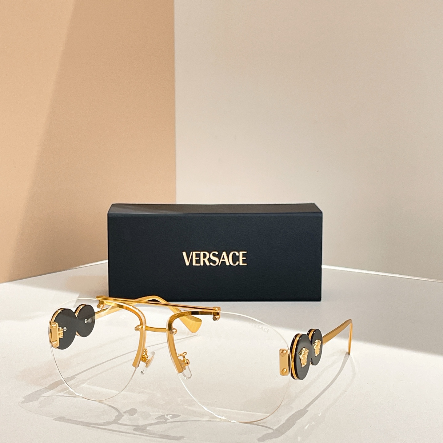 VERSAC* MODELO: VE2250 TALLA: 63口13-145