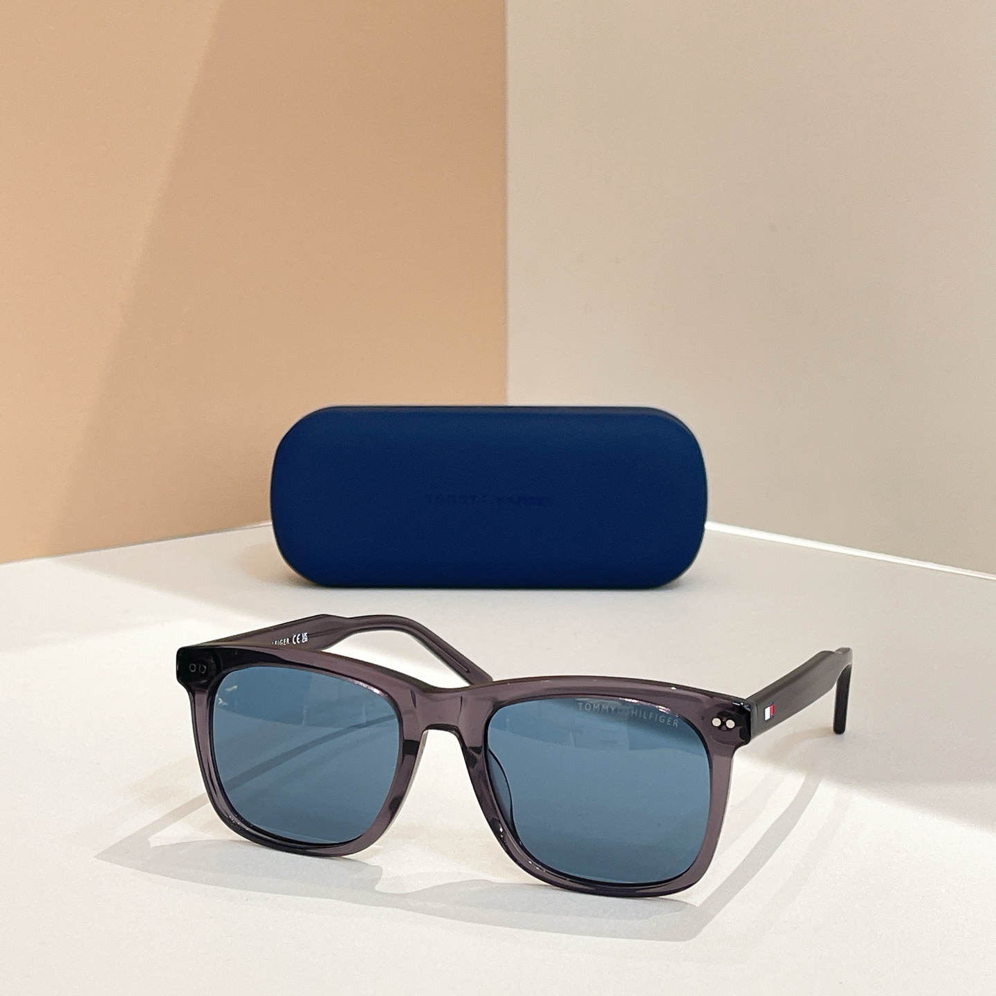 TOMMY HILFIGE*✨✨✨MODEL：TH2184✨✨✨SIZE：52口20-150✨✨✨