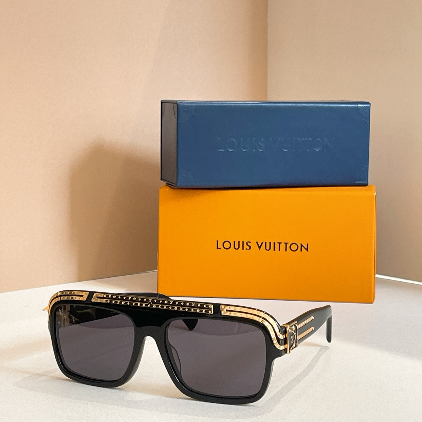 LOUIS VUITTO*🌟🌟🌟MODEL：Z2880U🌟🌟🌟SIZE：60口19-140🌟🌟🌟