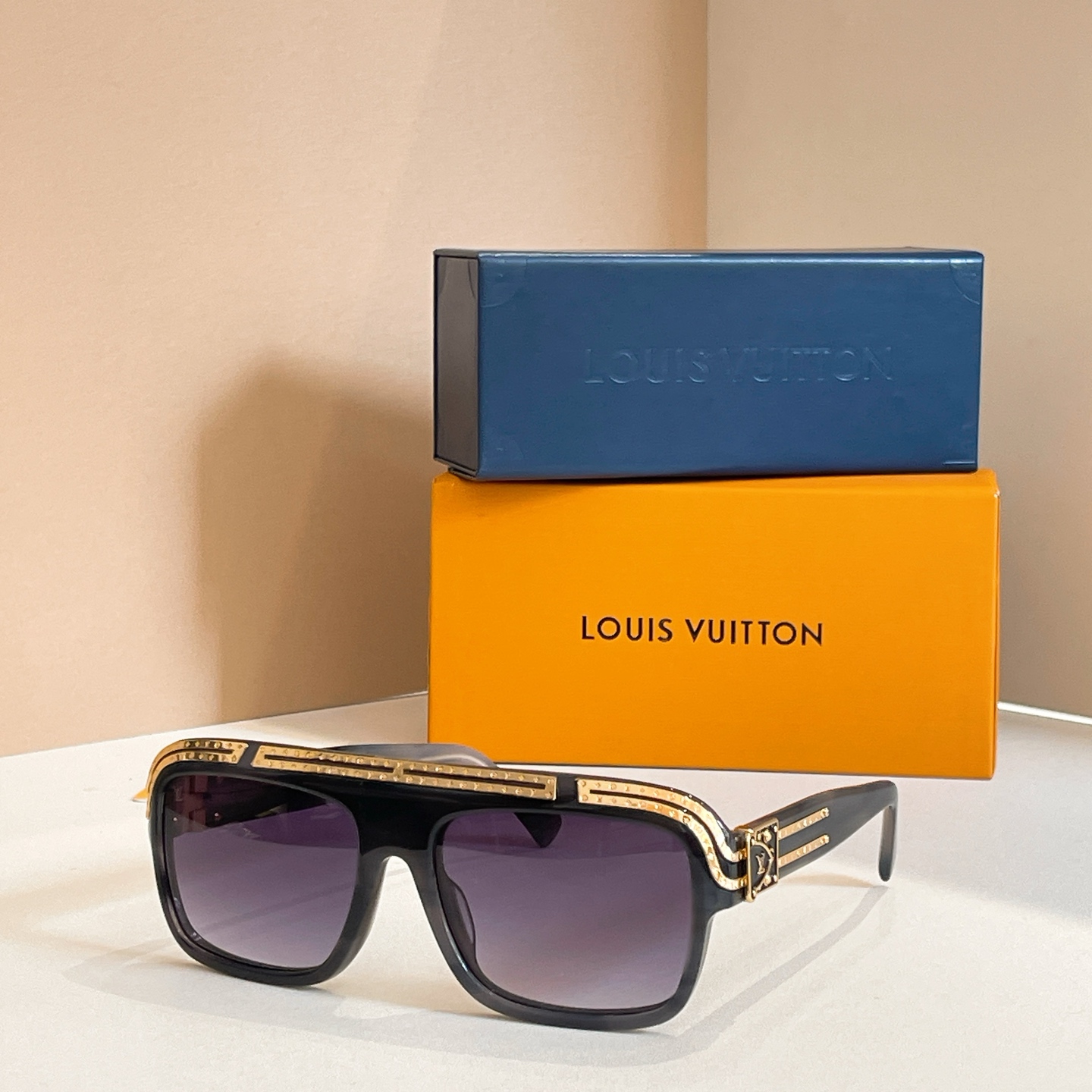 LOUIS VUITTO*🌟🌟🌟MODEL：Z2880U🌟🌟🌟SIZE：60口19-140🌟🌟🌟