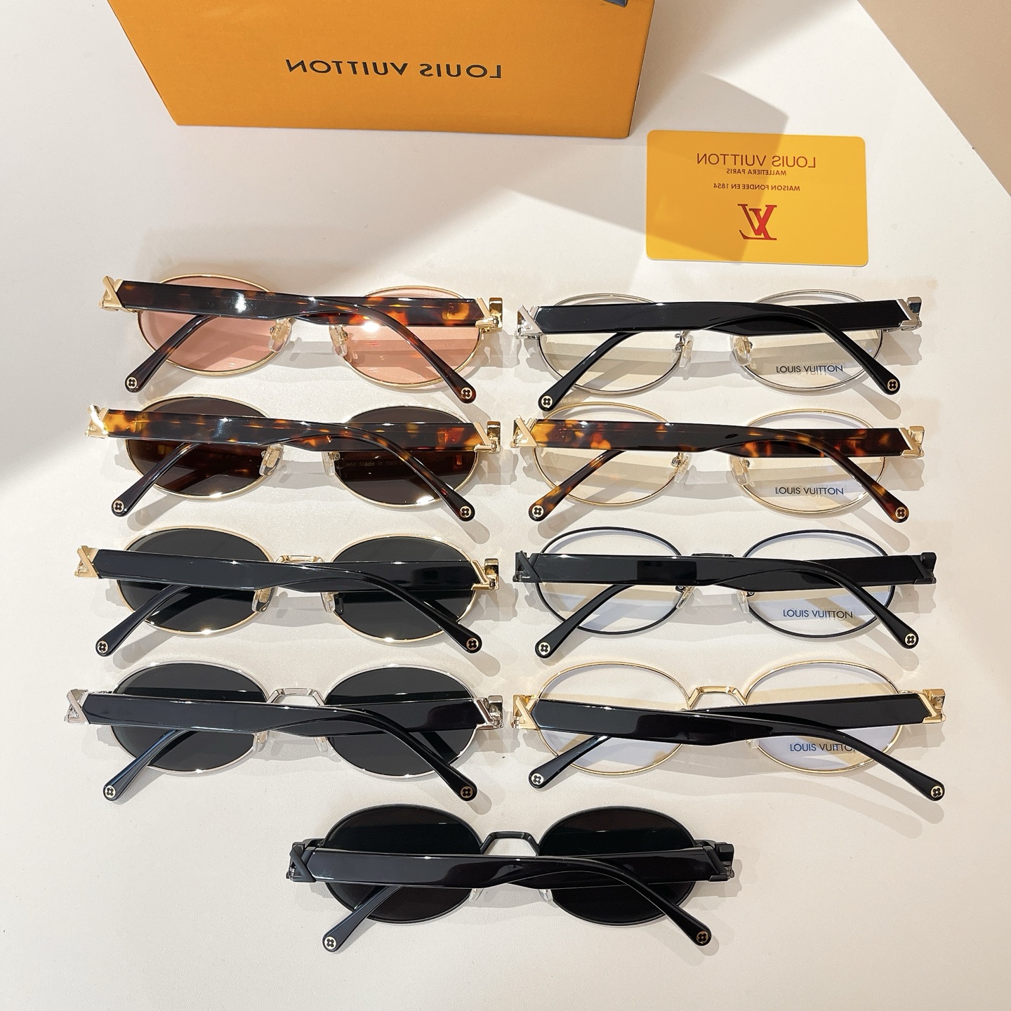 LOUIS VUITTO*🌟🌟🌟MODEL：Z3208U🌟🌟🌟SIZE：54口20-140🌟🌟🌟