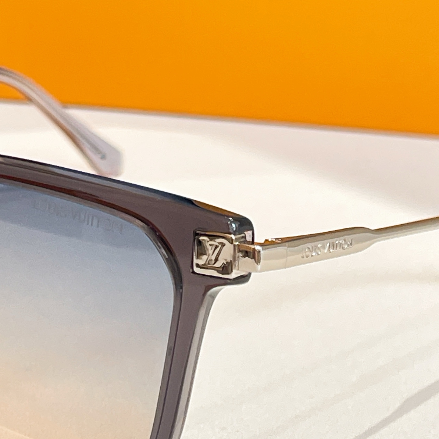 LOUIS VUITTO*🌟🌟🌟MODEL：Z2692U🌟🌟🌟SIZE：56口17-145🌟🌟🌟