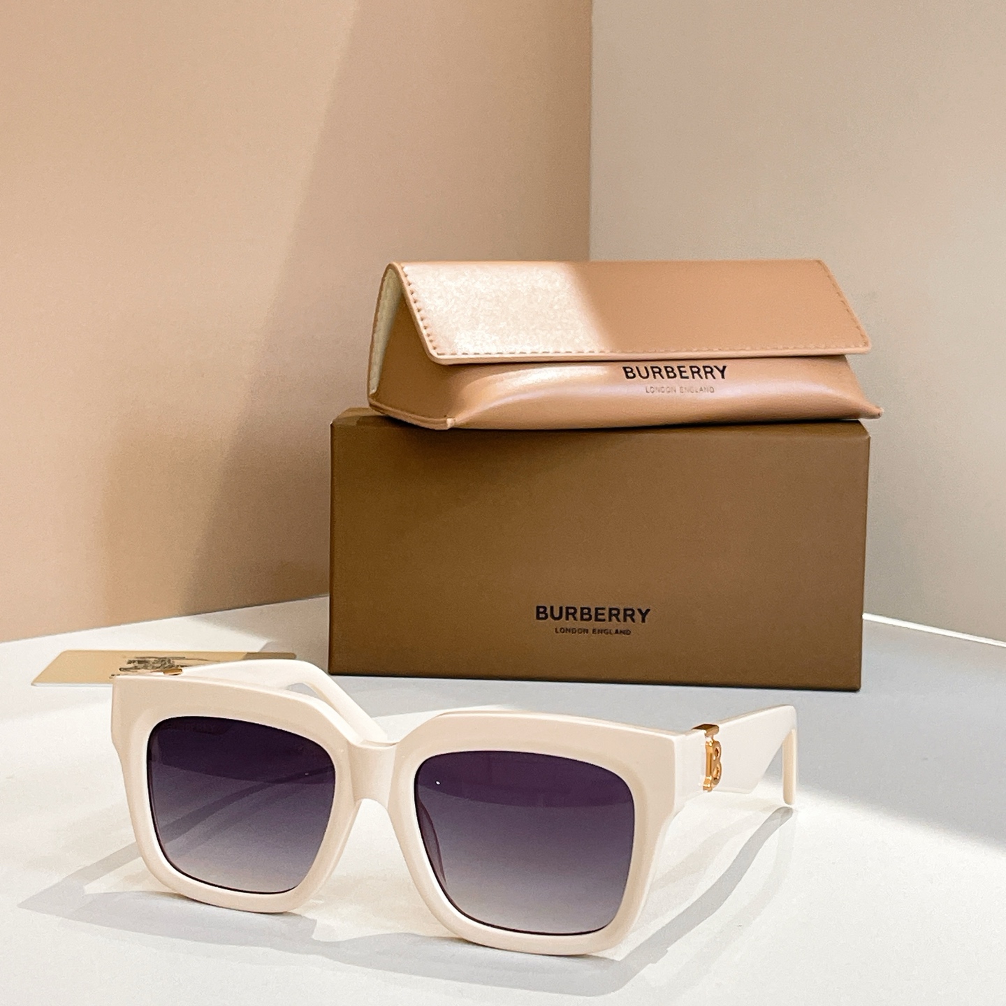 BURBERR*⭐️⭐️⭐️MODEL：BE 6021 ⭐️⭐️⭐️SIZE：58口16-142⭐️⭐️