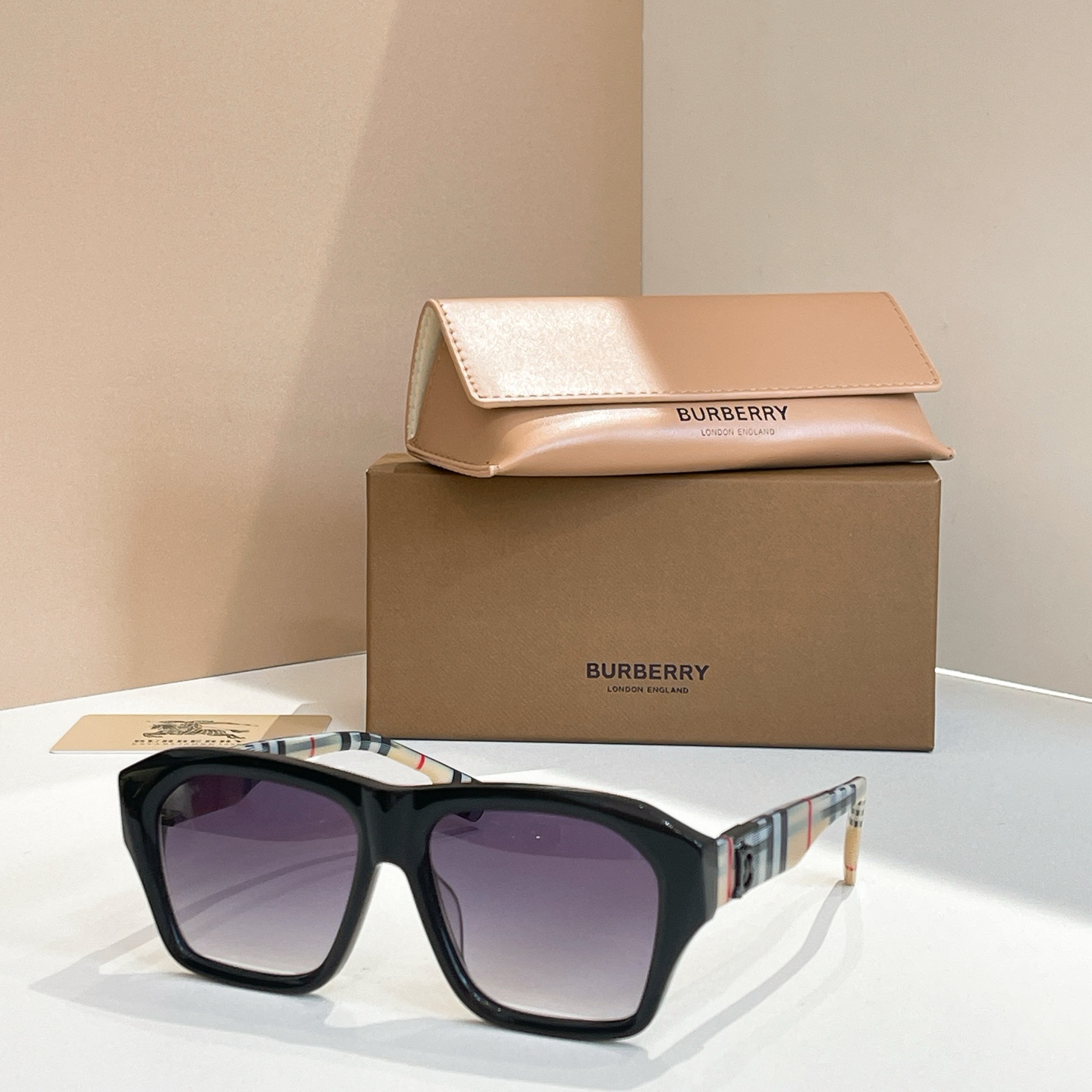 BURBERR*⭐️⭐️⭐️MODEL：BE 6005 ⭐️⭐️⭐️SIZE：56口16-145⭐️⭐️