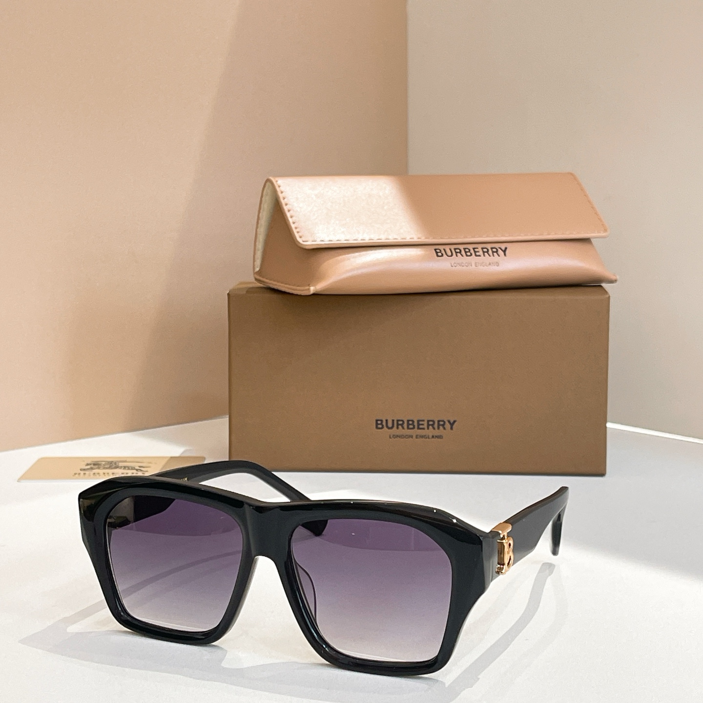 BURBERR*⭐️⭐️⭐️MODEL：BE 6005 ⭐️⭐️⭐️SIZE：56口16-145⭐️⭐️