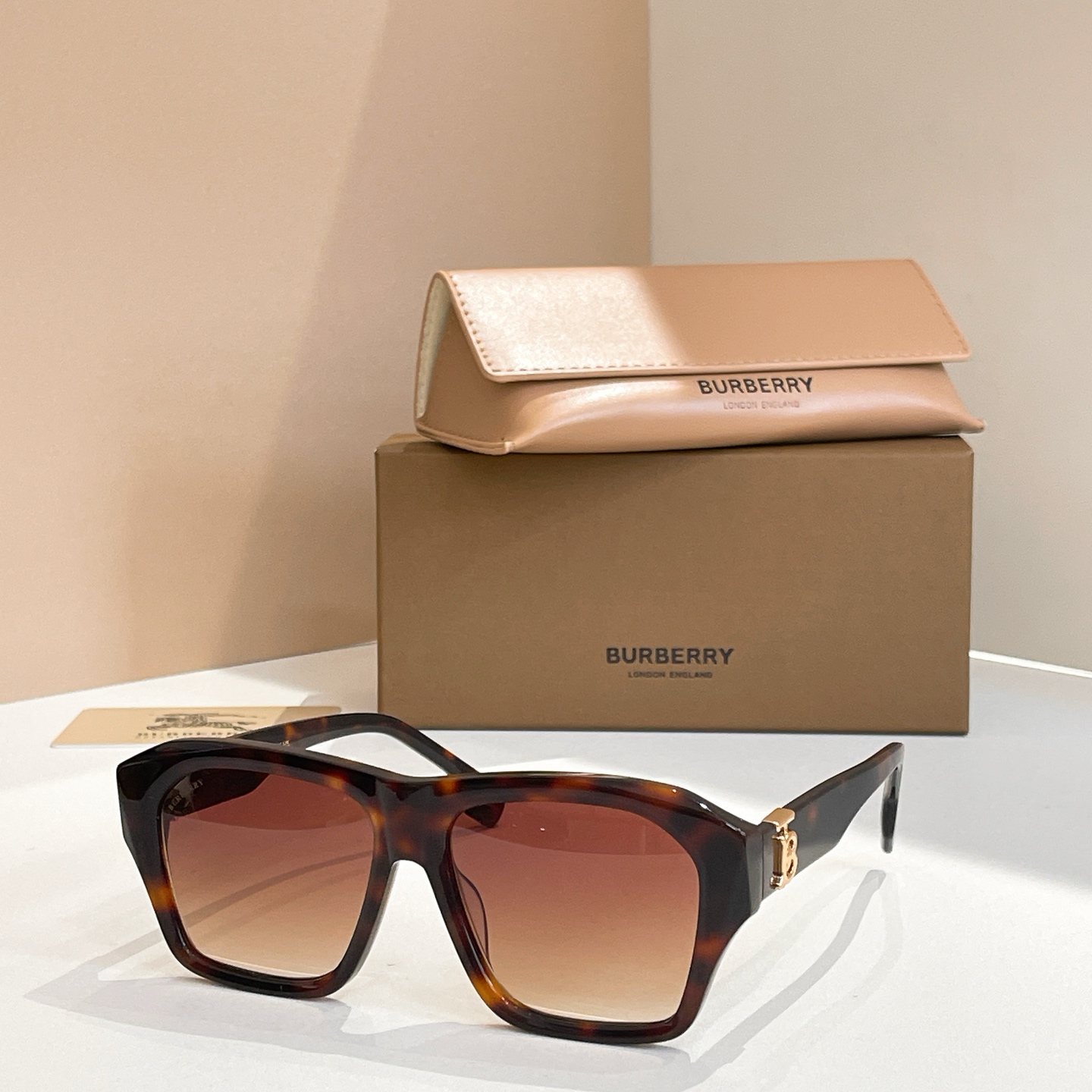 BURBERR*⭐️⭐️⭐️MODEL：BE 6005 ⭐️⭐️⭐️SIZE：56口16-145⭐️⭐️