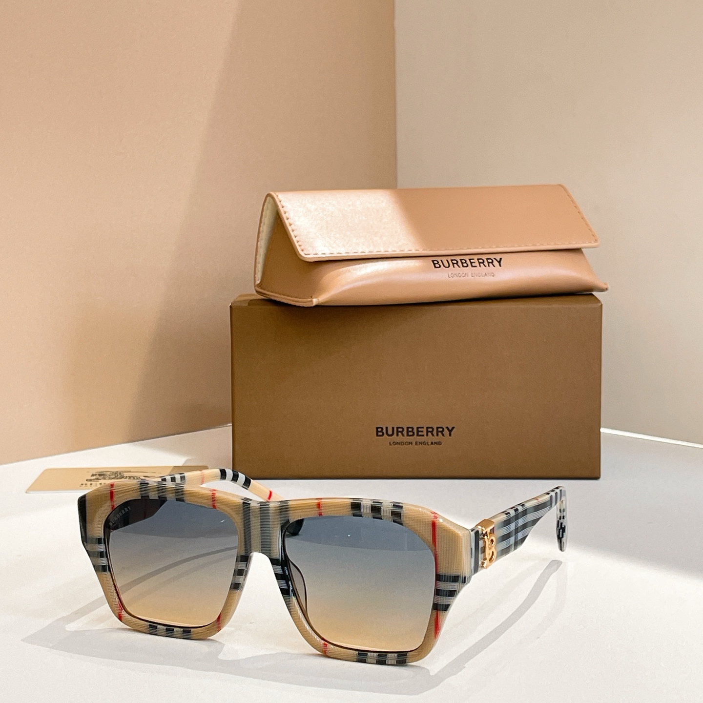 BURBERR*⭐️⭐️⭐️MODEL：BE 6005 ⭐️⭐️⭐️SIZE：56口16-145⭐️⭐️