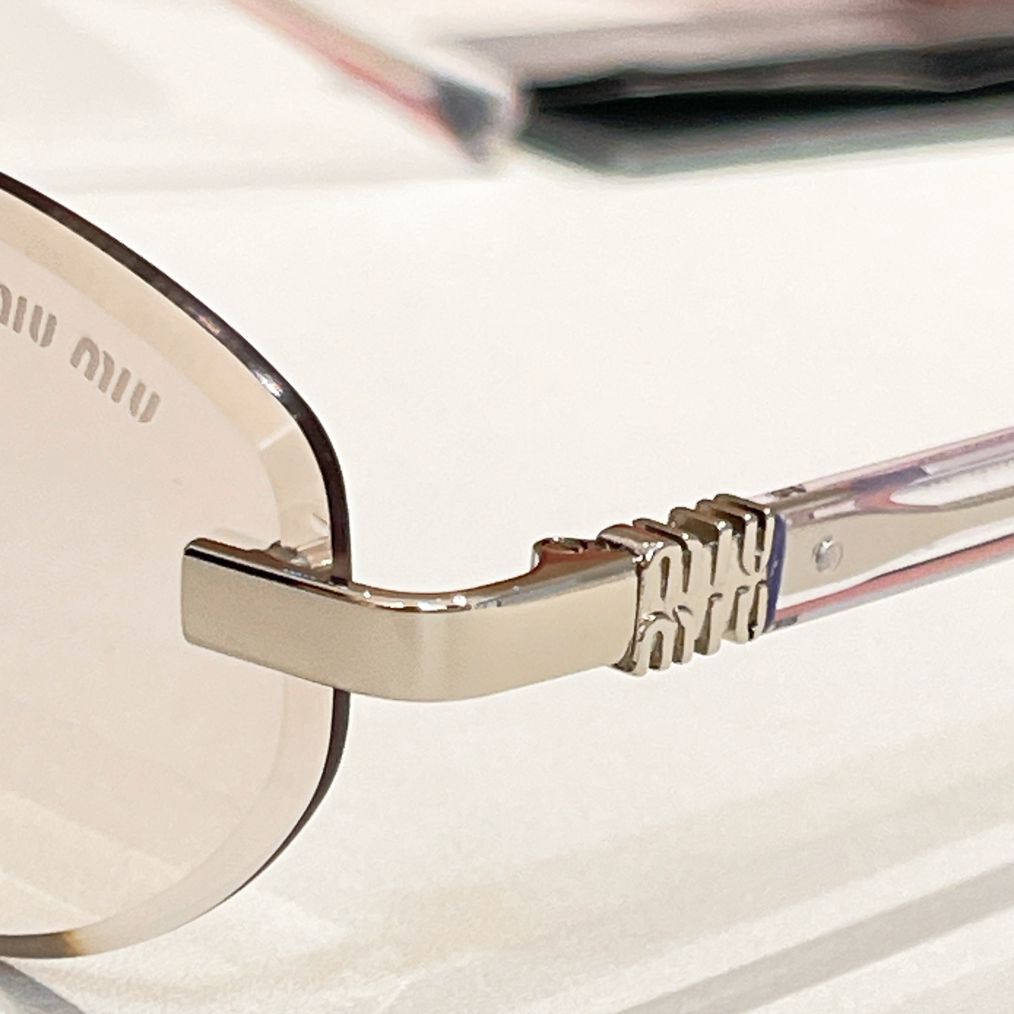 MIU MI*🎀🎀🎀MODEL：MU A1950🎀🎀🎀SIZE：57口17-145🎀🎀🎀