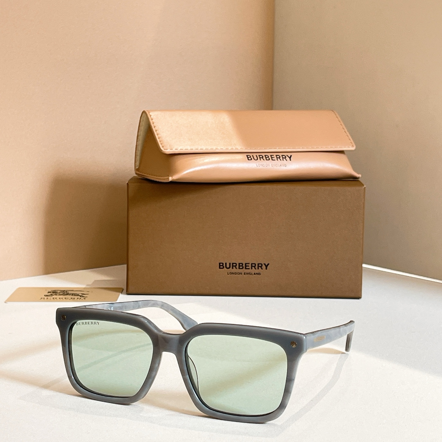 BURBERR*⭐️⭐️⭐️MODEL：BE4337 ⭐️⭐️⭐️SIZE：56口19-145⭐️⭐️⭐