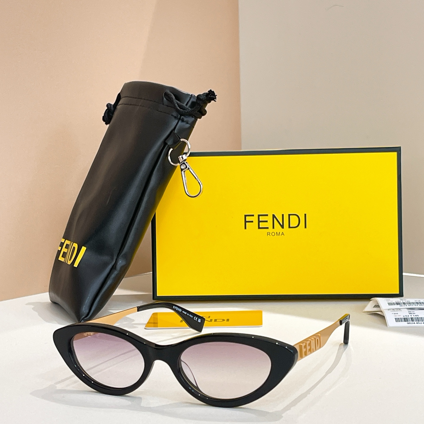 FEND*✨✨✨MODEL: FE40198U✨✨✨SIZE:52口19-145✨✨✨