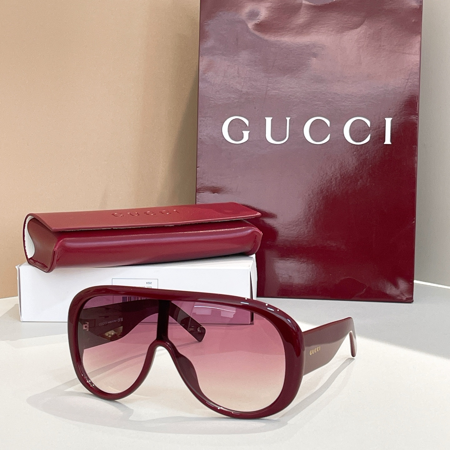 GUCC*🐝🐝🐝MODEL：GG2164S🐝🐝🐝SIZE：133口140🐝🐝🐝