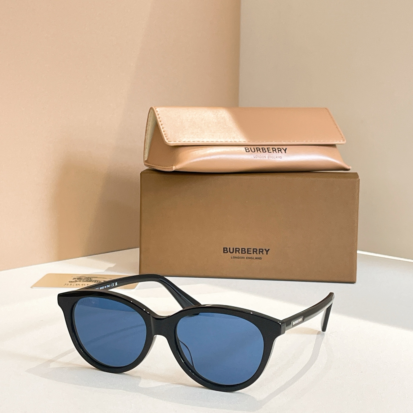 BURBERR*⭐️⭐️⭐️MODEL：BE 4455F⭐️⭐️⭐️SIZE：55口17-145⭐️⭐️