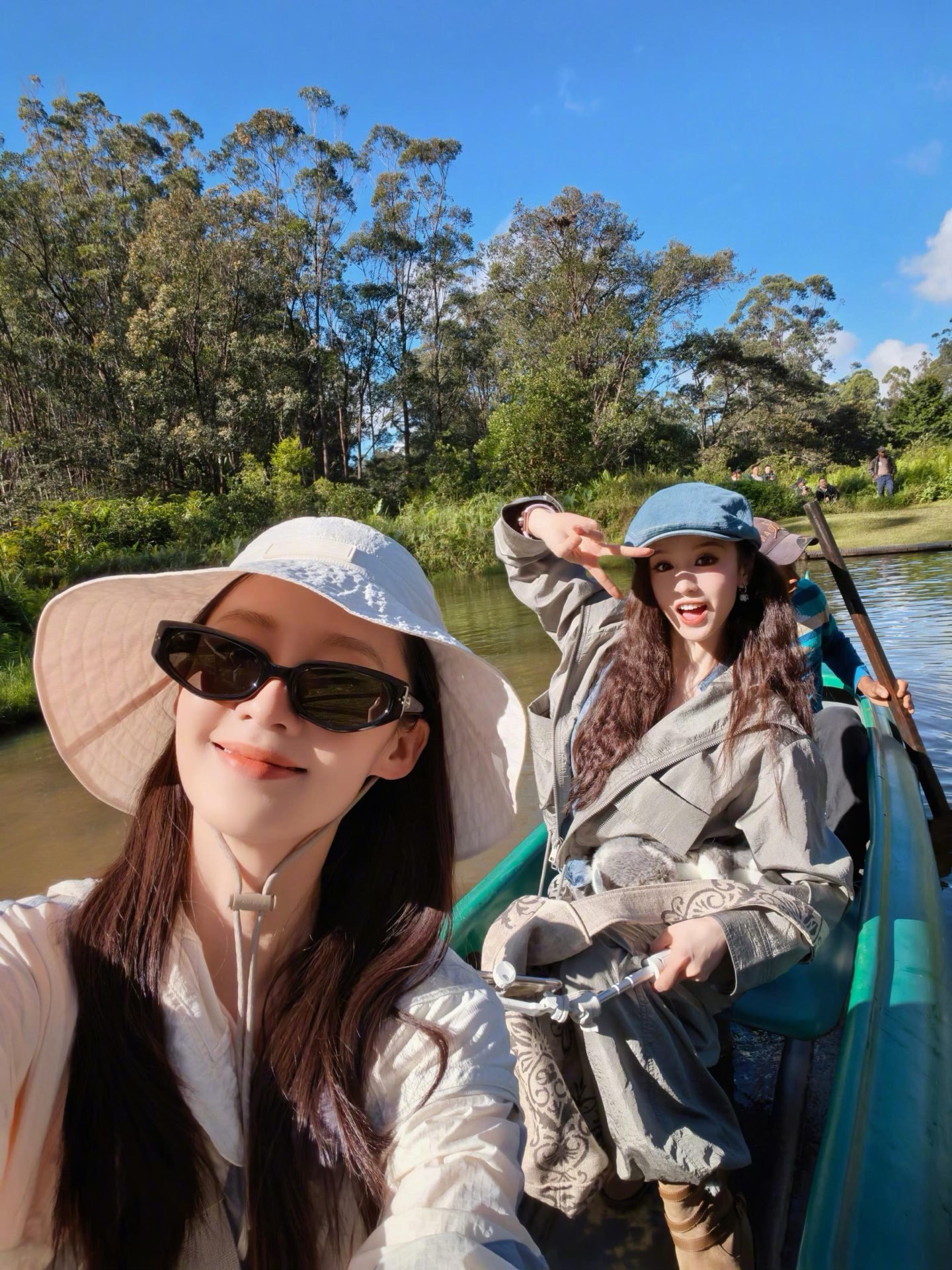 GENTLE MONSTE*🐼🐼🐼MODEL：DEVON🐼🐼🐼size：63口17-147🐼🐼🐼高版本～