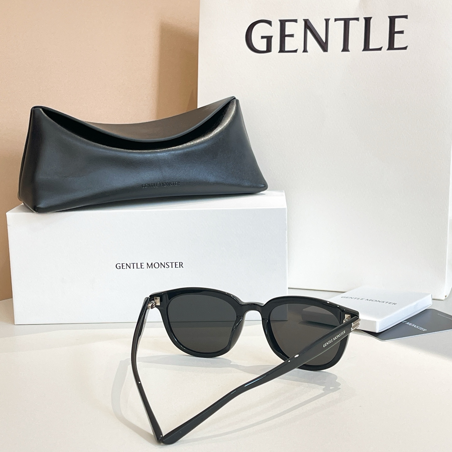 GENTLE MONSTE*🐼🐼🐼MODEL：DEAN🐼🐼🐼size：63口17-147🐼🐼🐼高版本～～