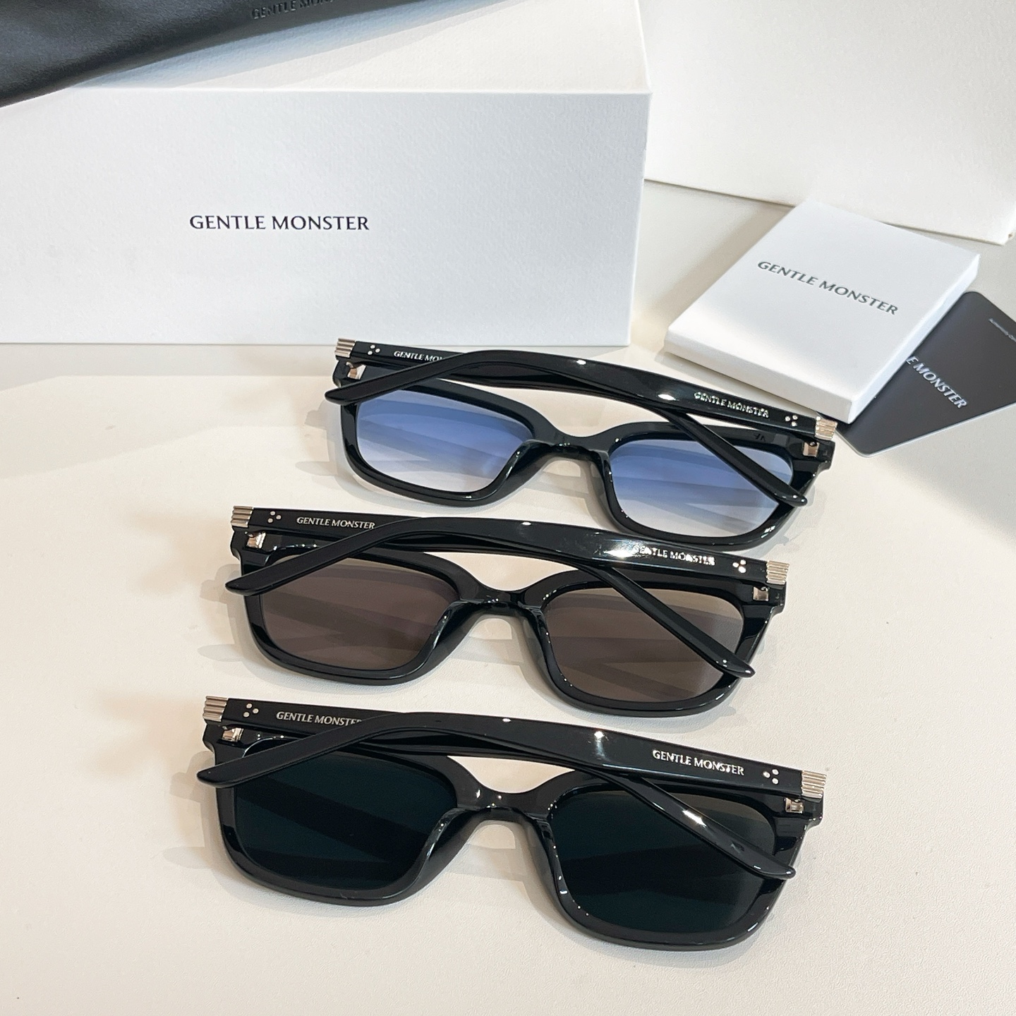 GENTLE MONSTE*🐼🐼🐼MODEL：NUMER🐼🐼🐼SIZE：64口18-146🐼🐼🐼高版本～