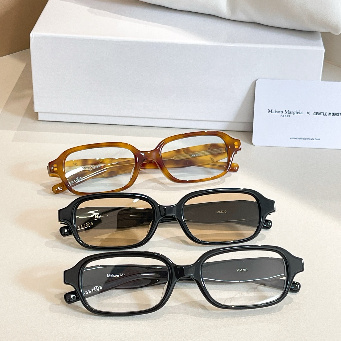 GENTLE MONSTE*🐼🐼🐼MODEL：MM210🐼🐼🐼原装货品～～支持专柜验货～～