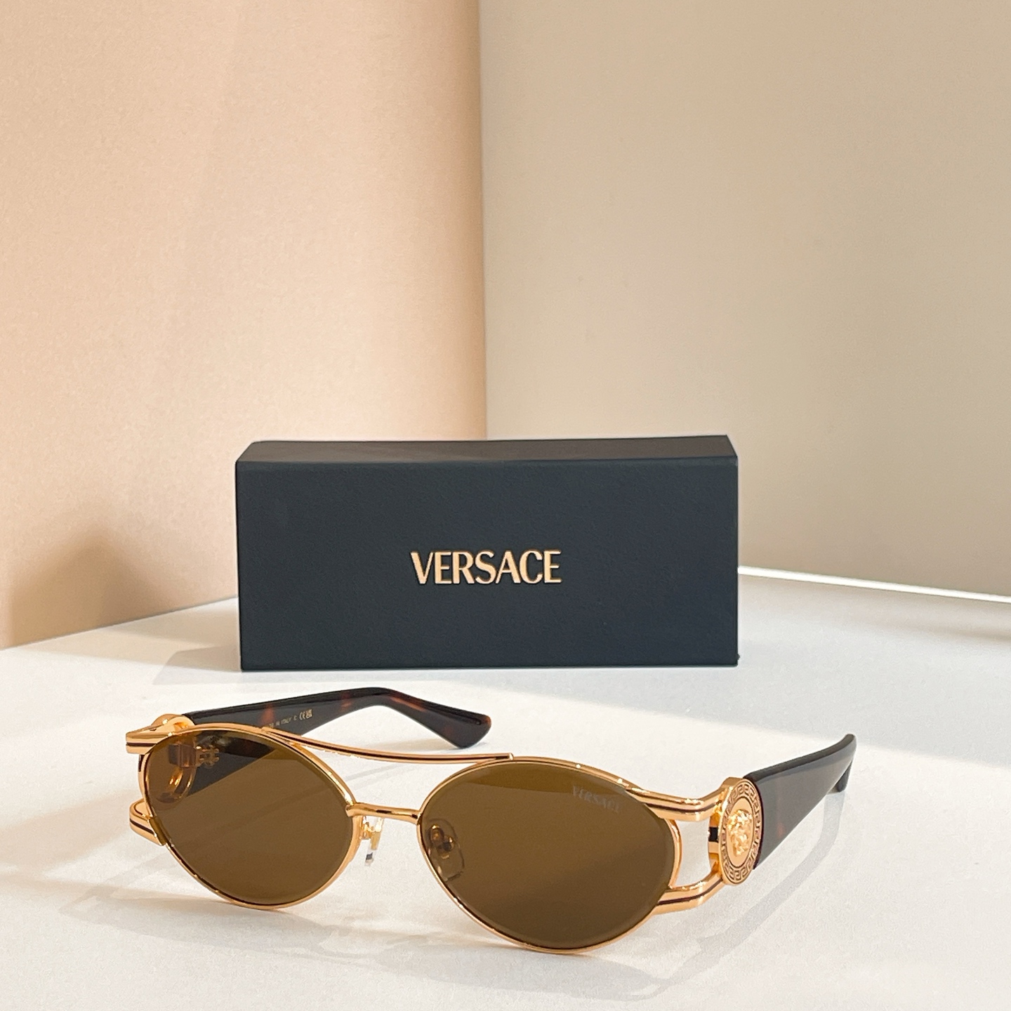 VERSAC* MODELO: VE1870 TALLA: 58口16-122🉐155