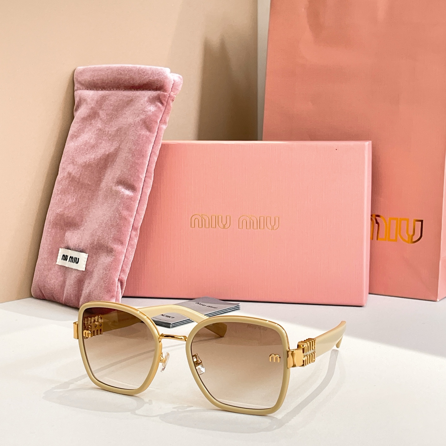 MIU MI* MODEL: MU67ZS SIZE: 58口22-140🉐170