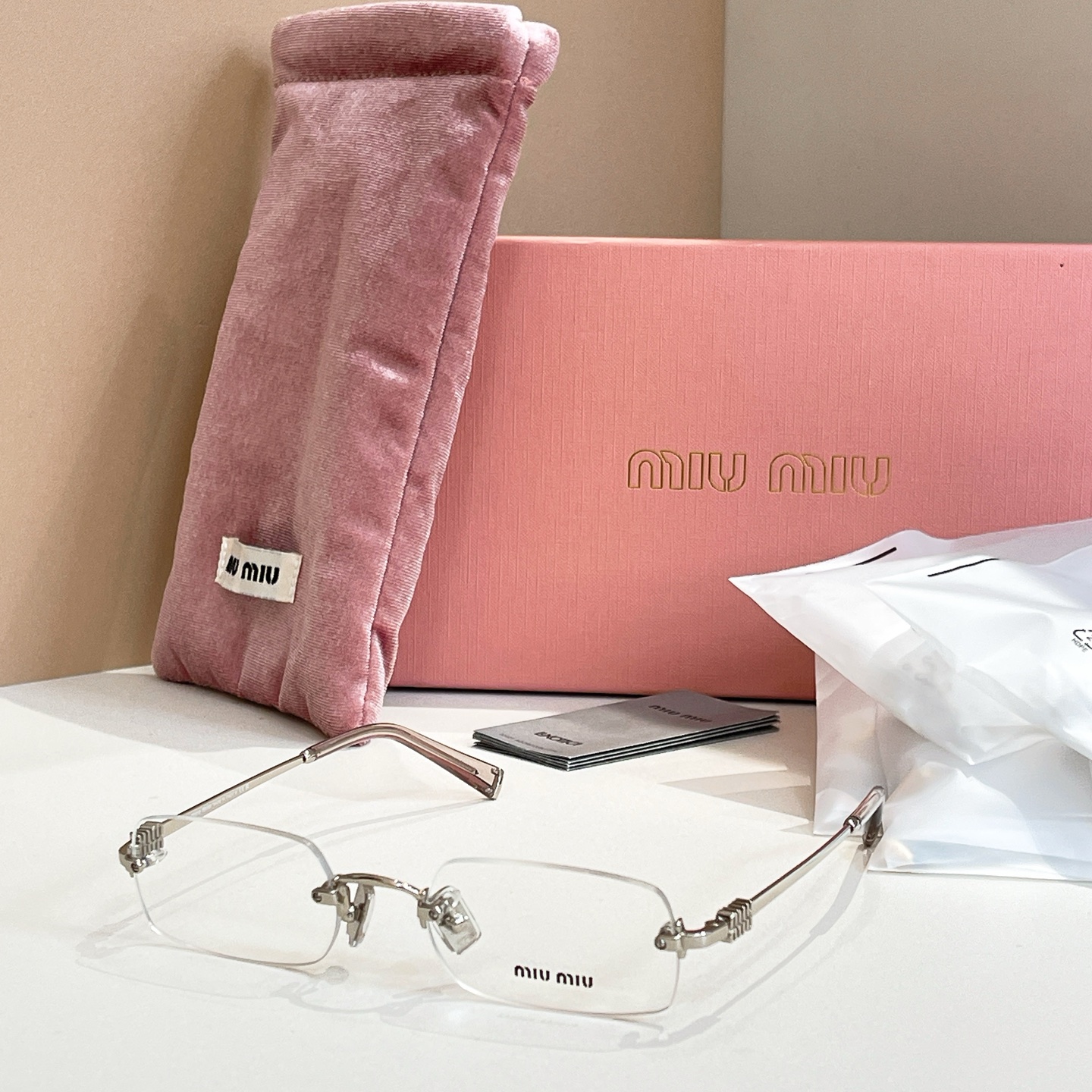 MIU M*🎀🎀🎀MODEL: VMU 50Y🎀🎀🎀SIZE：52口20-140🎀🎀🎀高版本~~