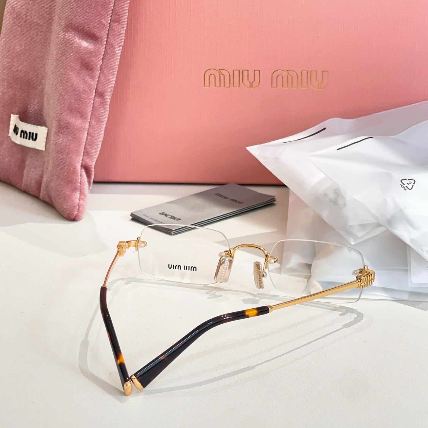 MIU M*🎀🎀🎀MODEL: VMU 50Y🎀🎀🎀SIZE：52口20-140🎀🎀🎀高版本~~