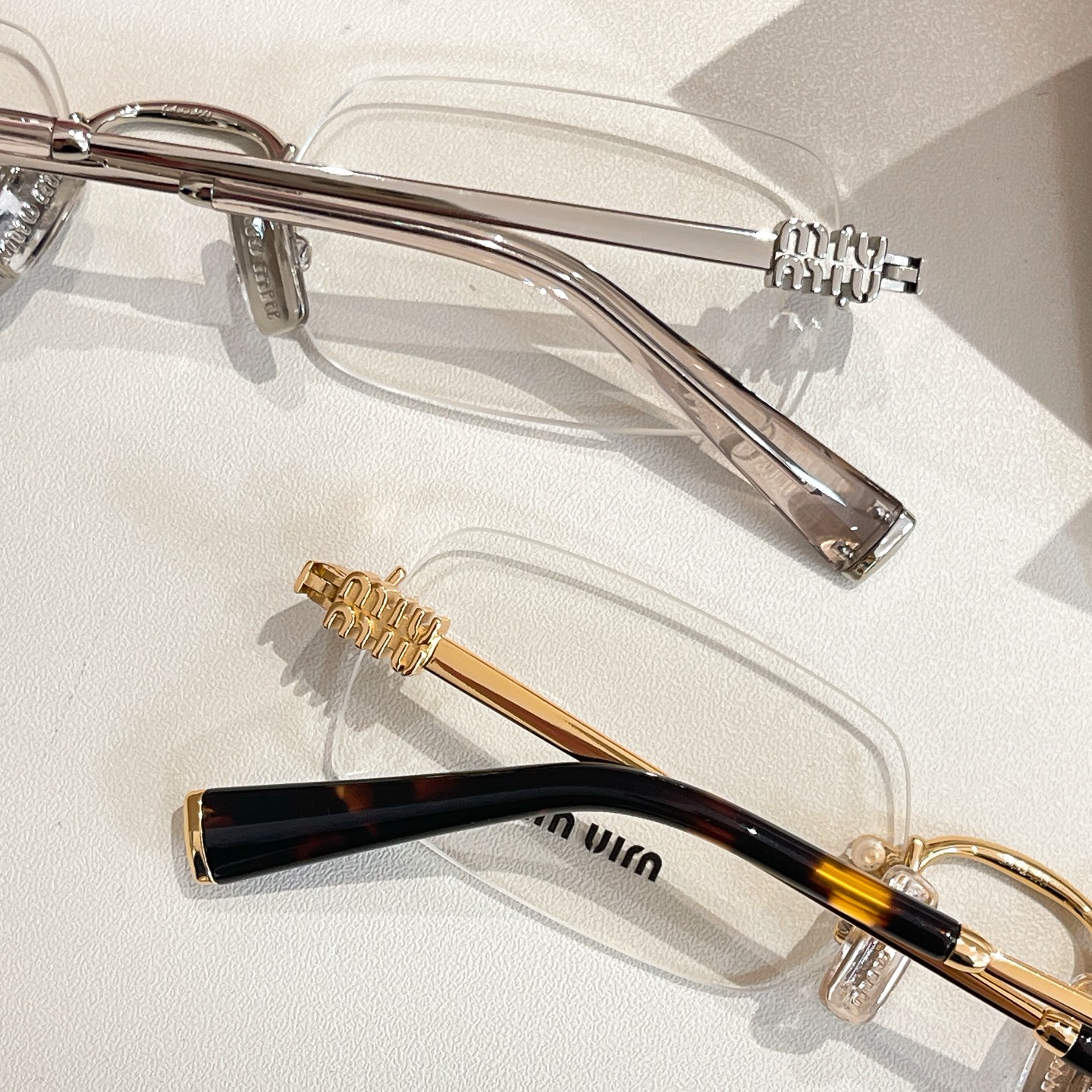 MIU M*🎀🎀🎀MODEL: VMU 50Y🎀🎀🎀SIZE：52口20-140🎀🎀🎀高版本~~