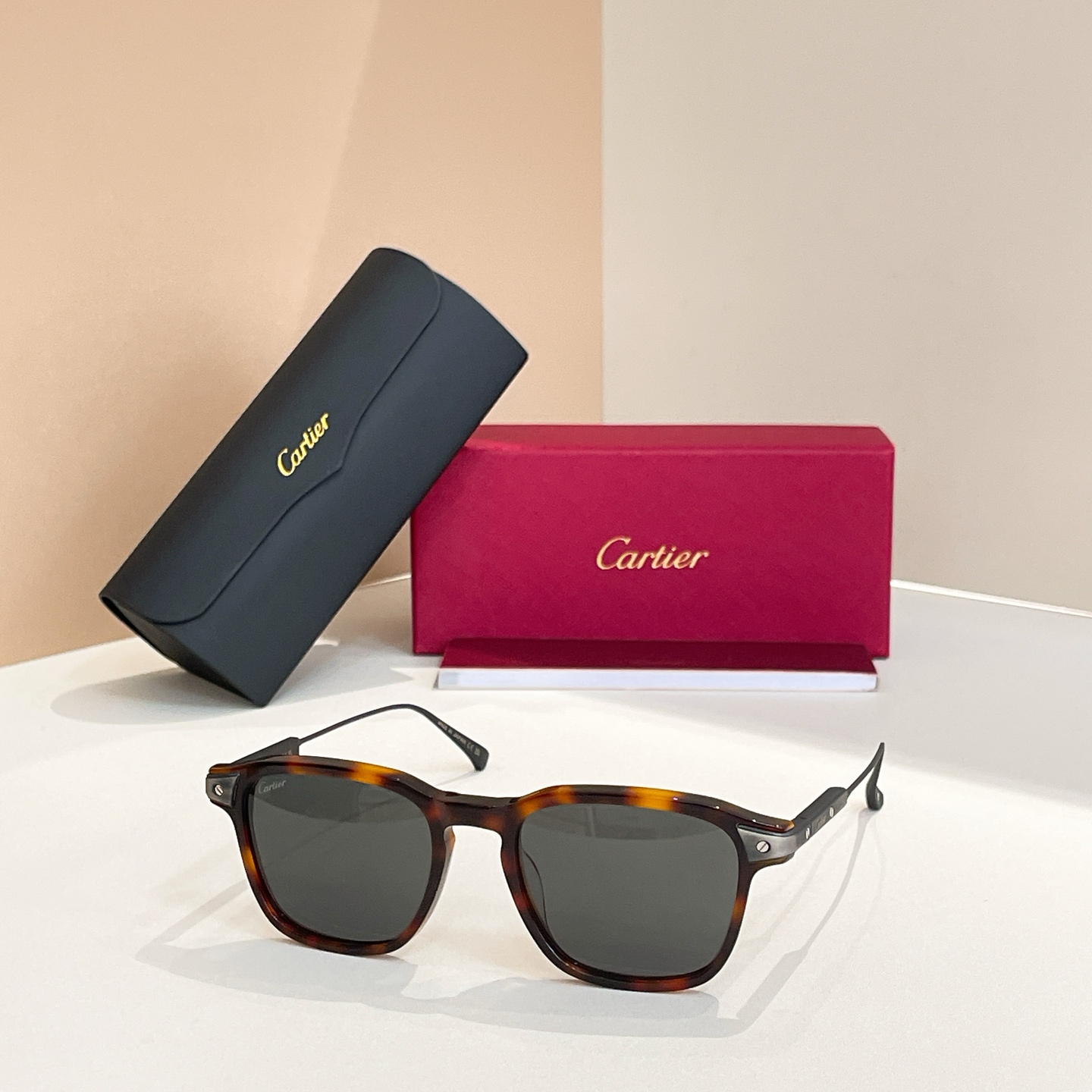 Cartier CT0611O солнцезащитные очки квадратные из ацетата