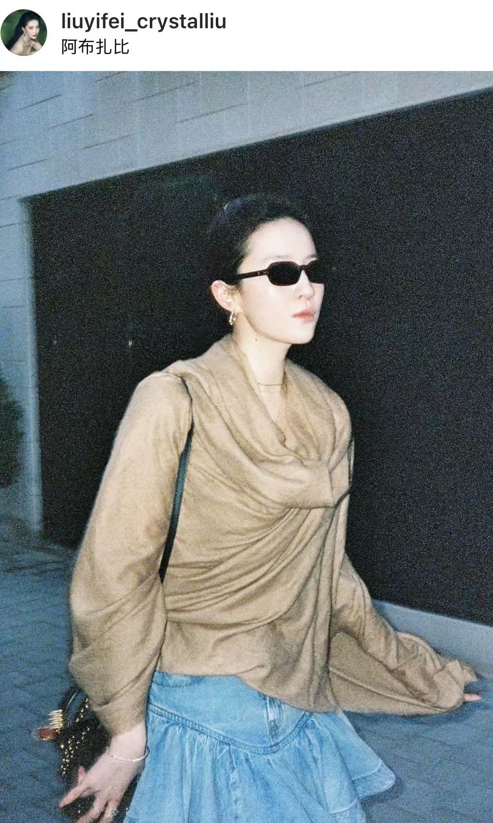 LOUIS VUITTONMODEL：Z3045USize：54口17 145