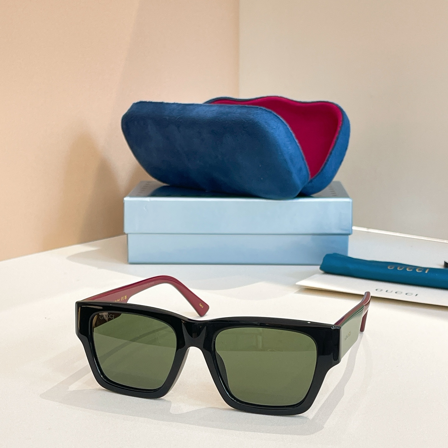 GUCC*🐝🐝🐝MODEL：GG 1668S🐝🐝🐝SIZE：54口20-145🐝🐝🐝