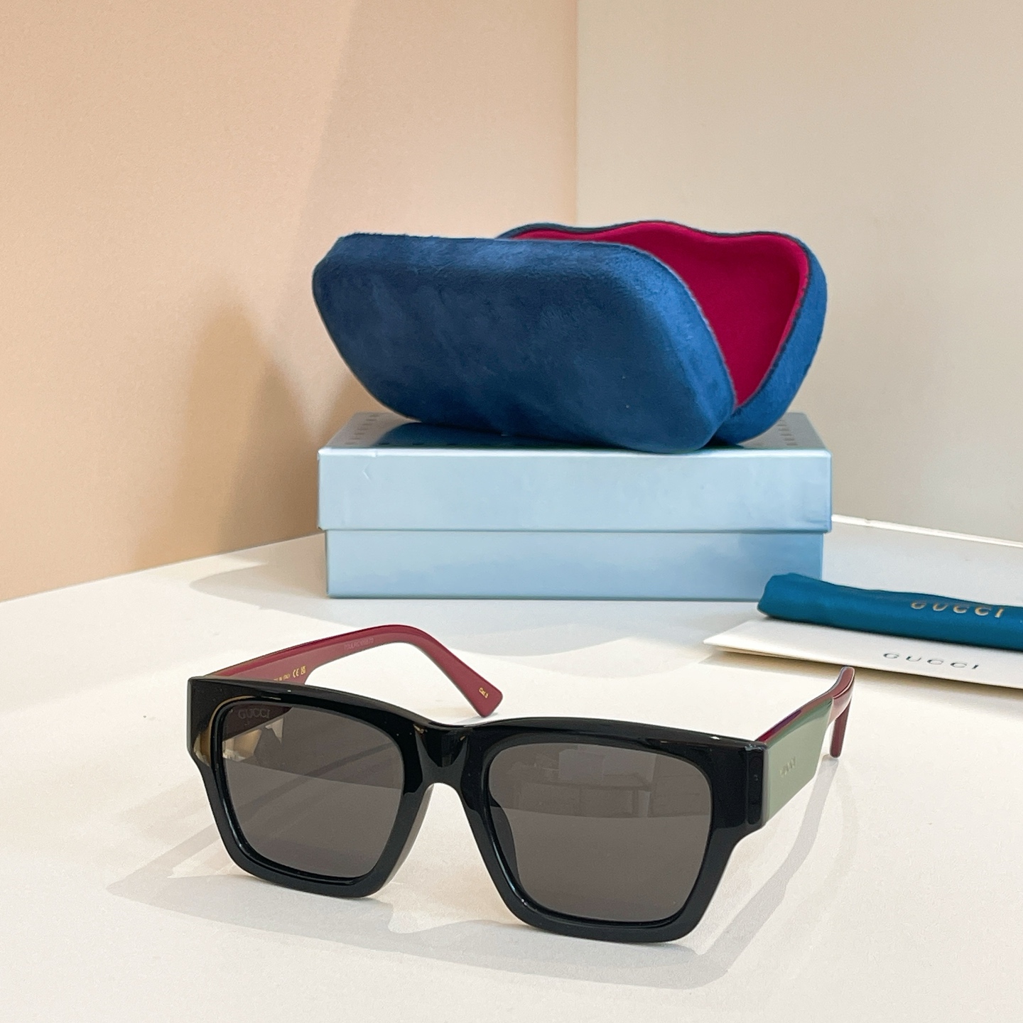 GUCC*🐝🐝🐝MODEL：GG 1668S🐝🐝🐝SIZE：54口20-145🐝🐝🐝