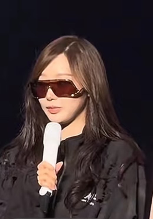 LOEWE* Oversize MODEL：LW40193USIZE：55口141-120。