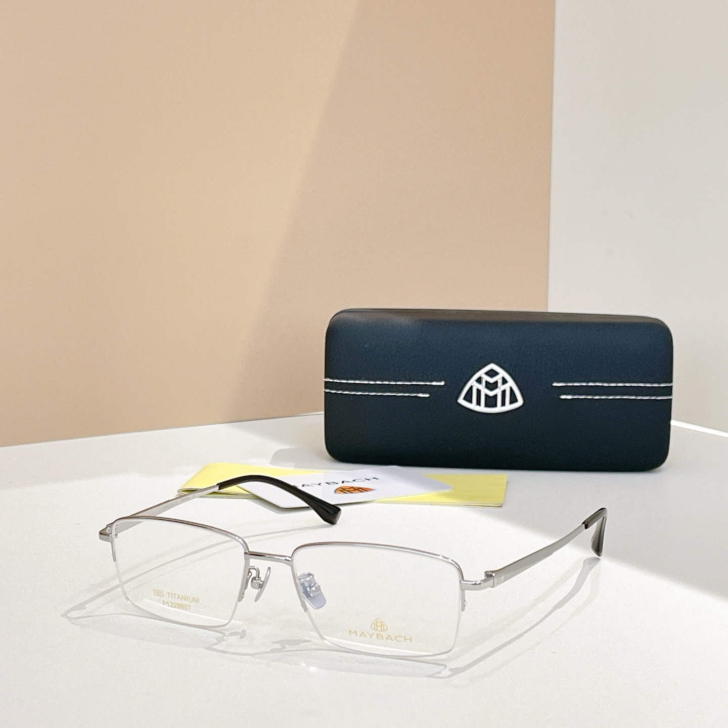 MAYBACH迈巴赫⚜️⚜️⚜️MODEL：M⚜️⚜️⚜️SIZE：54口17-142⚜️⚜️钛～～