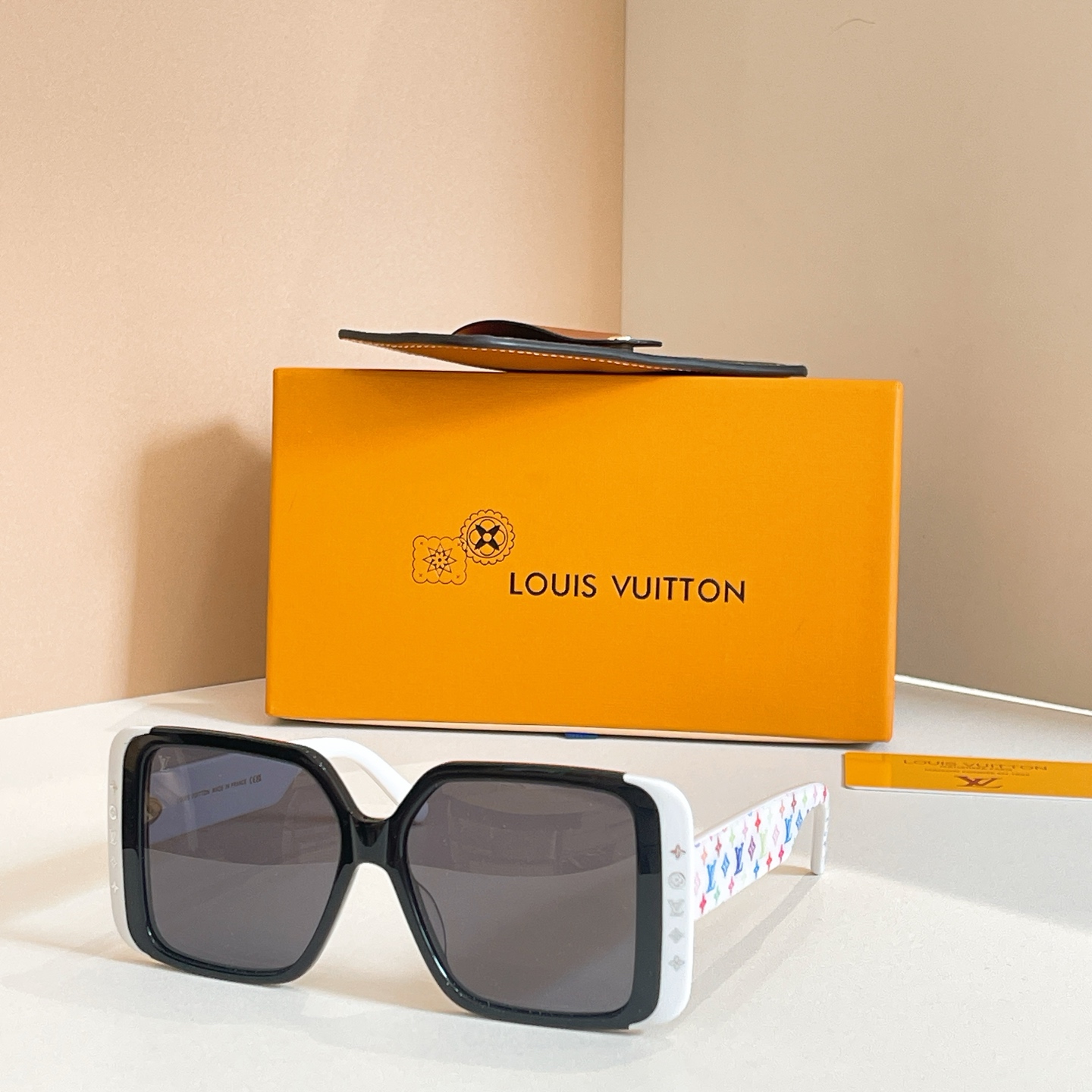 LOUIS VUITTON✨✨✨MODEL：Z2095W✨✨✨ SIZE：56口15-145✨✨