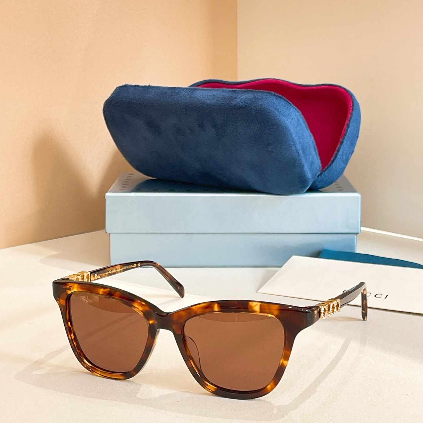 GUCC*🐝🐝🐝MODEL：GG2032S🐝🐝🐝SIZE：52口16-140🐝🐝🐝