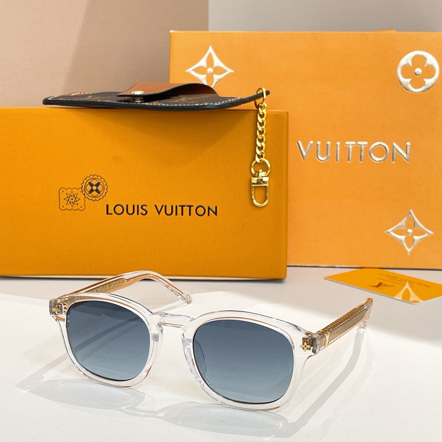 LOUIS VUITTON✨✨✨MODEL：Z2810W✨✨✨ SIZE：53口23-145✨✨
