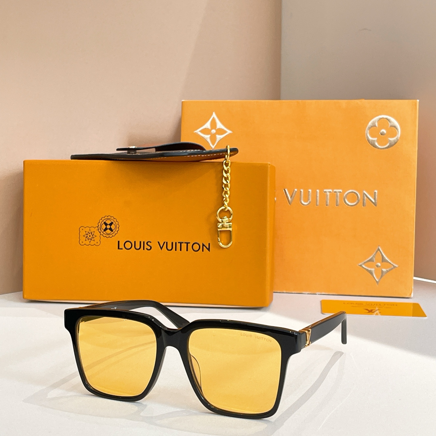 LOUIS VUITTON✨✨✨MODEL：Z2886U✨✨✨ SIZE：53口20-145✨✨