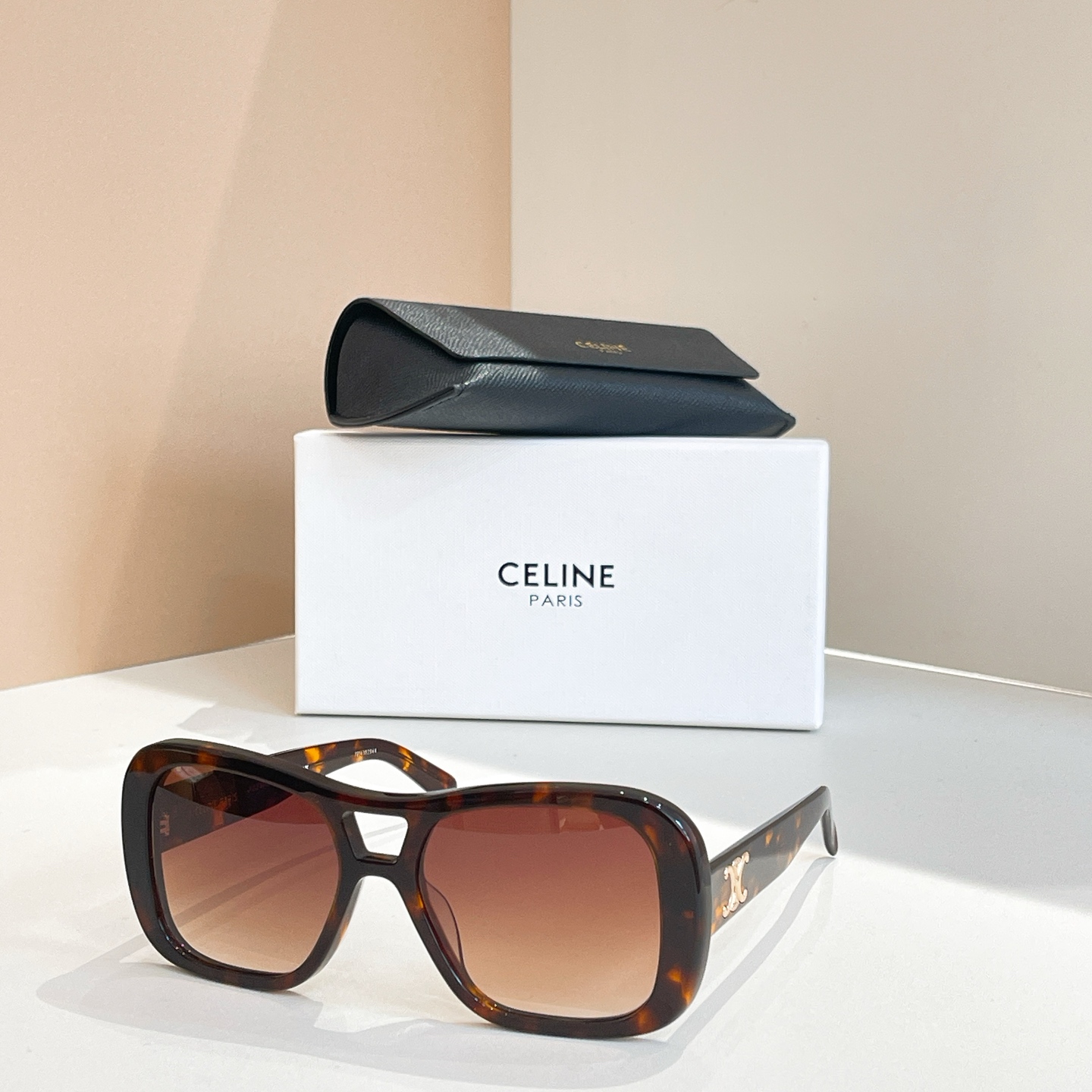 CELINE⚜️⚜️⚜️MODEL: CL40331U⚜️⚜️⚜️SIZE:54口19-145⚜️⚜️⚜