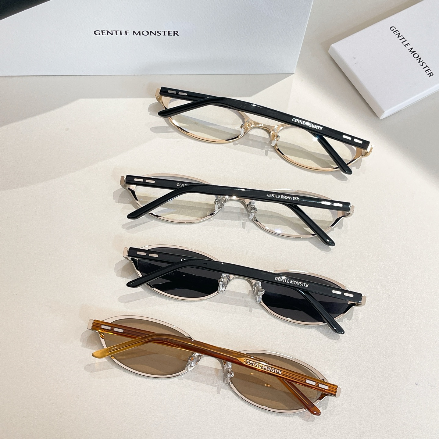 GENTLE MONSTE*🐼🐼🐼MODEL：MOODY🐼🐼🐼SIZE:55口21-145🐼🐼🐼