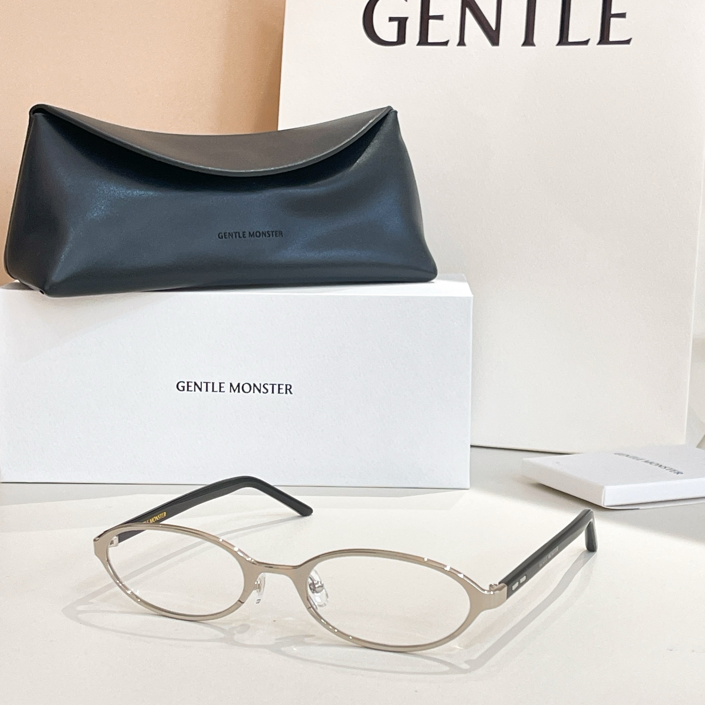 GENTLE MONSTE*🐼🐼🐼MODEL：MOODY🐼🐼🐼SIZE:55口21-145🐼🐼🐼