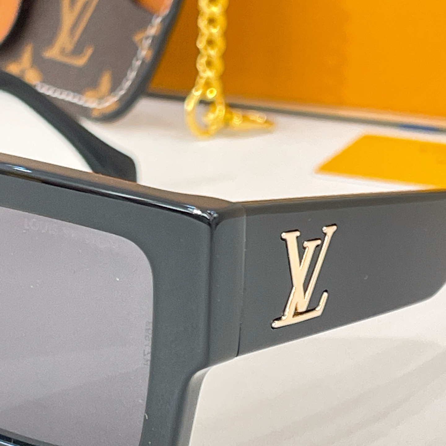 LOUIS VUITTON✨✨✨MODEL：Z2701W ✨✨✨ SIZE：54口21-145✨✨