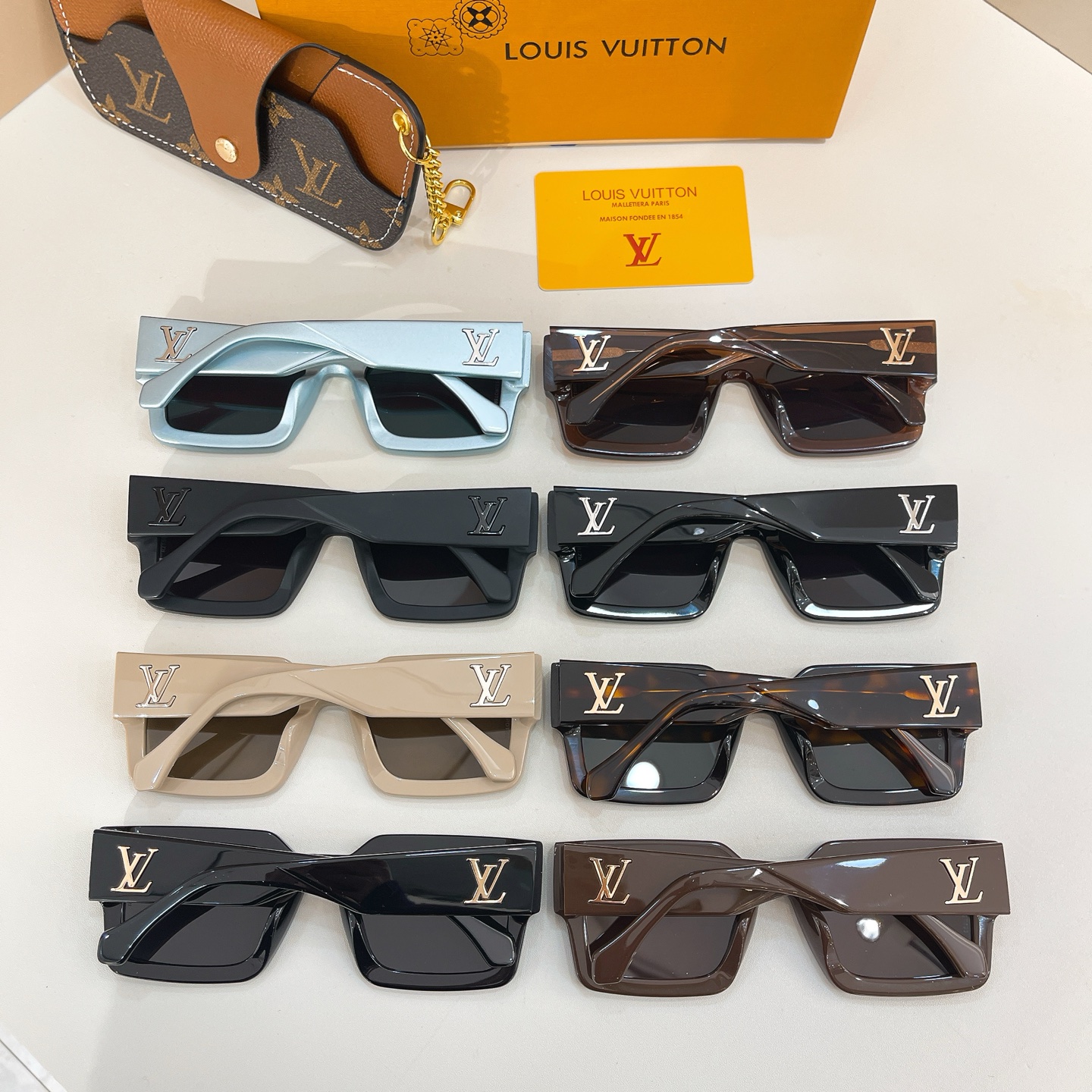 LOUIS VUITTON✨✨✨MODEL：Z2701W ✨✨✨ SIZE：54口21-145✨✨