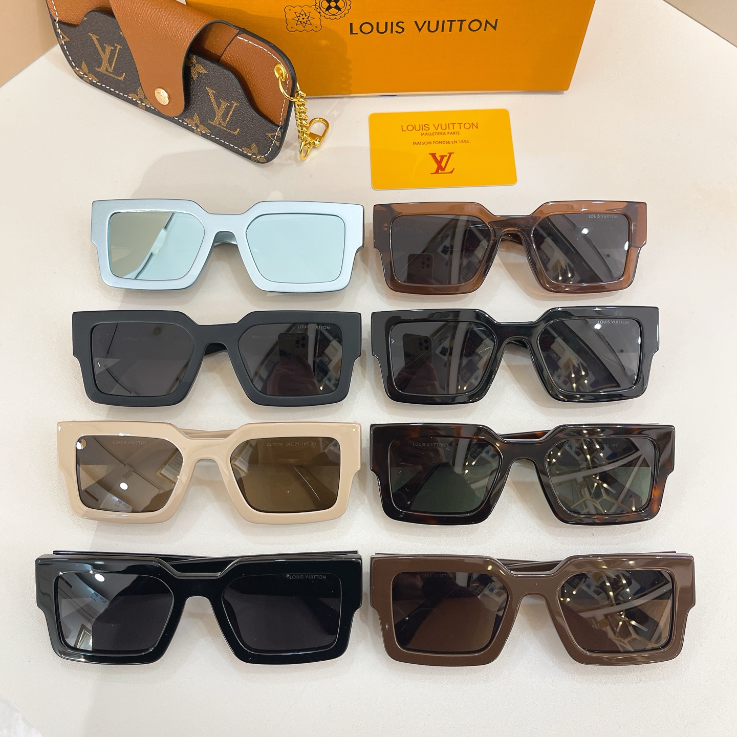 LOUIS VUITTON✨✨✨MODEL：Z2701W ✨✨✨ SIZE：54口21-145✨✨