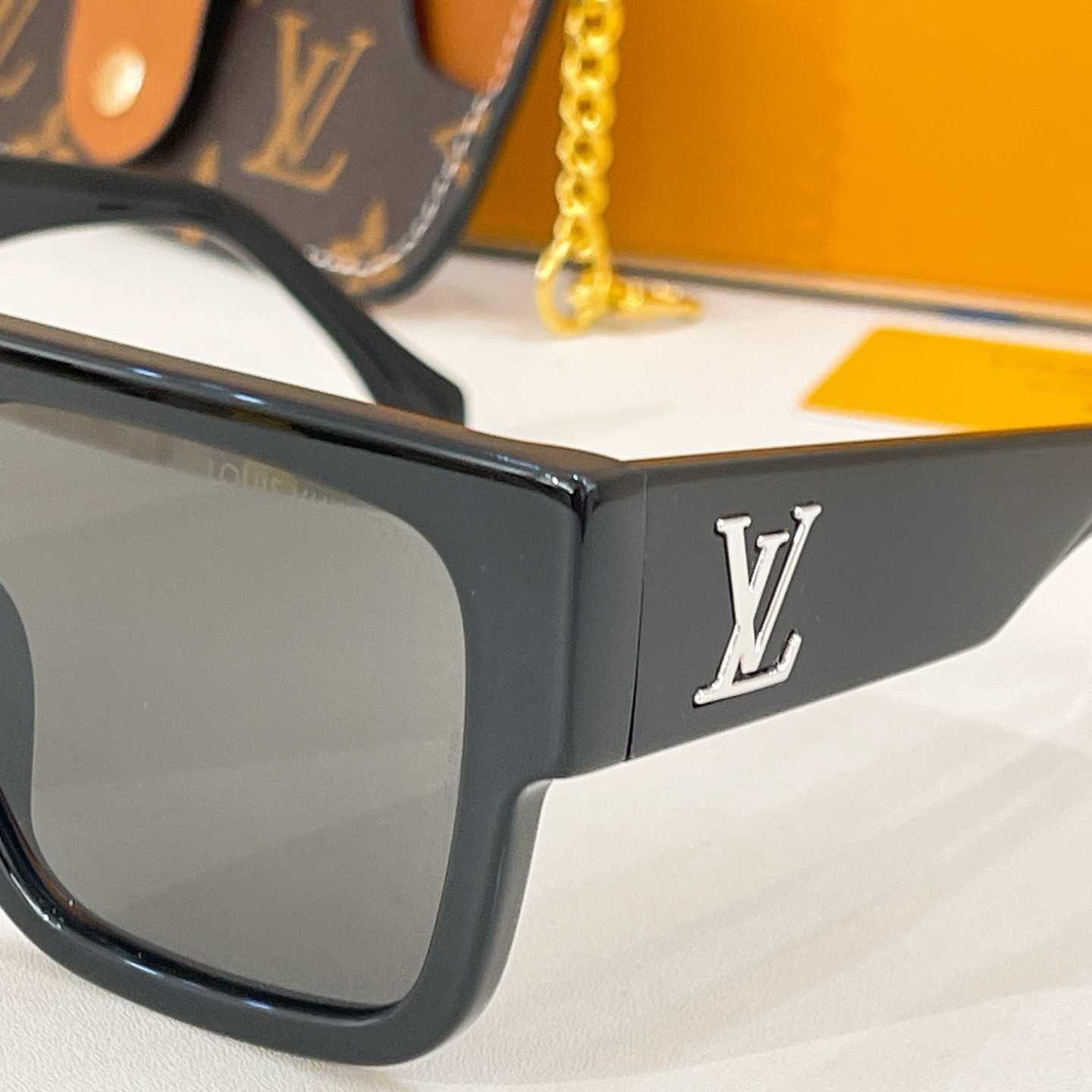 LOUIS VUITTON✨✨✨MODEL：Z3148W ✨✨✨ SIZE：55口19-145✨✨