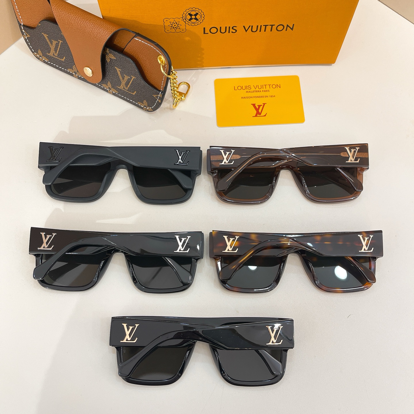 LOUIS VUITTON✨✨✨MODEL：Z3148W ✨✨✨ SIZE：55口19-145✨✨